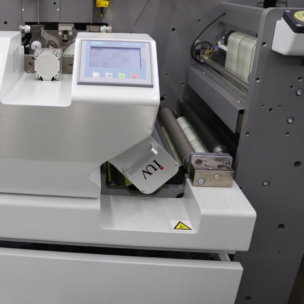 Applicazioni avanzate dei sistemi di indurimento UV nella stampa a banda stretta