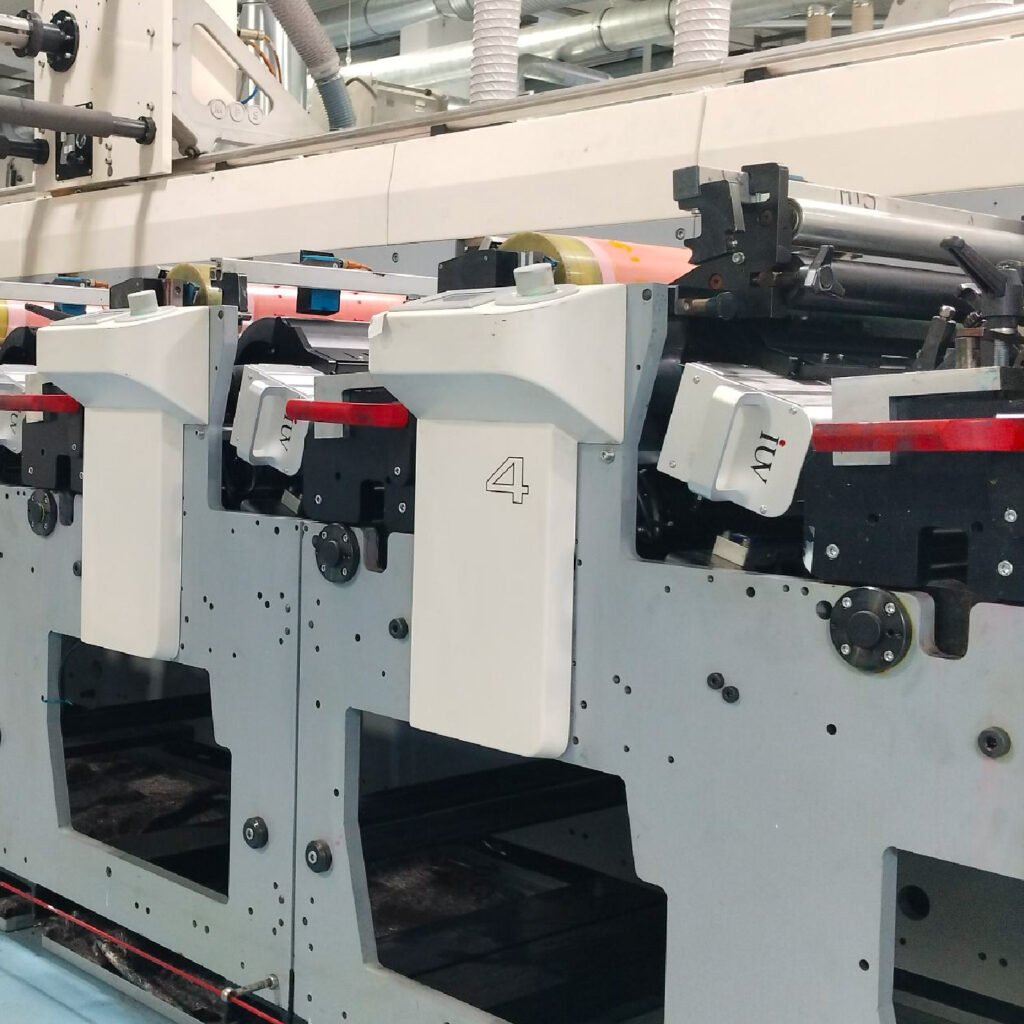 Come integrare un Sistema di Polimerizzazione LED nelle macchine da stampa esistenti