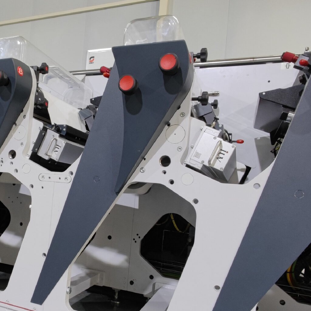 Innovazioni nei Sistemi di Polimerizzazione LED per la stampa a banda stretta