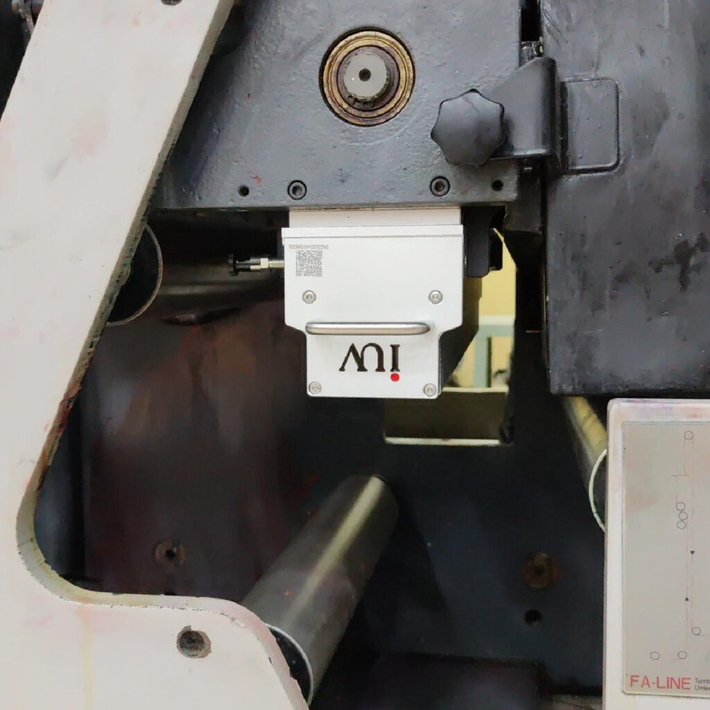 Polimerizzazione UV a LED nelle linee di stampa a banda stretta una soluzione per tirature variabili