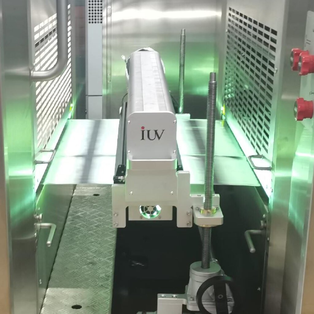 Produzione di etichette premium vantaggi della stampa digitale a banda stretta con polimerizzazione UV