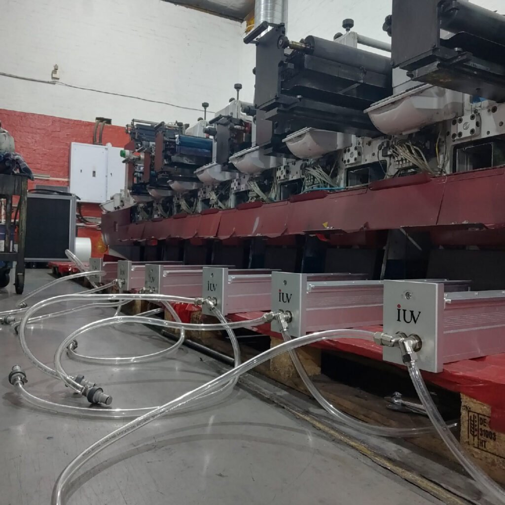 Tecnologia LED ad alta intensità per una polimerizzazione più uniforme nella stampa flessografica