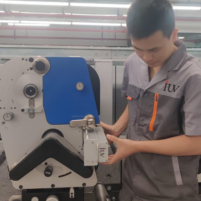 Guida facile Come aggiungere i LED UV alla tua macchina da stampa narrow web