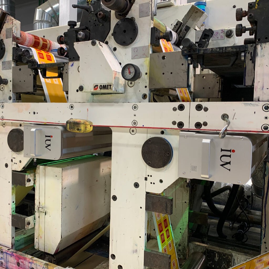 Come sincronizzare UV LED cure con la velocità della macchina da stampa flessografica