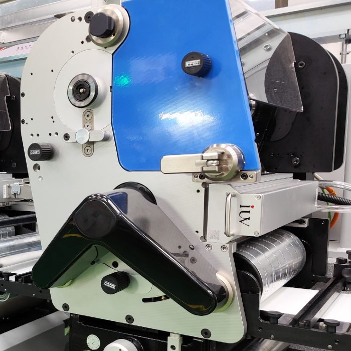 Automazione della polimerizzazione UV controllo preciso per offset e ibrido