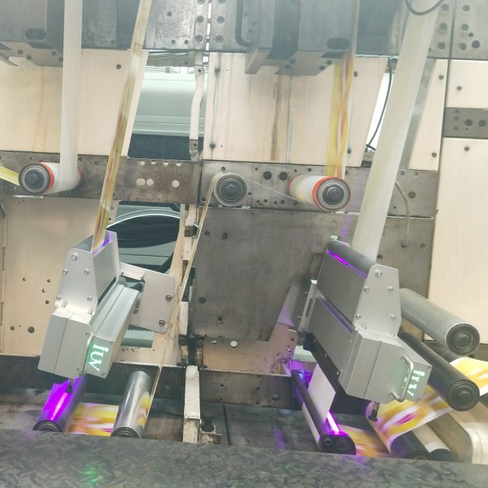 Come ottimizzare i processi di stampa con un Sistema di polimerizzazione UV a LED avanzato