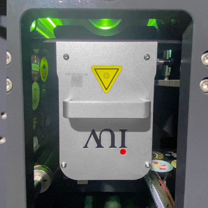 Confronto tecnico polimerizzazione UV tradizionale vs. UV a LED nella stampa industriale