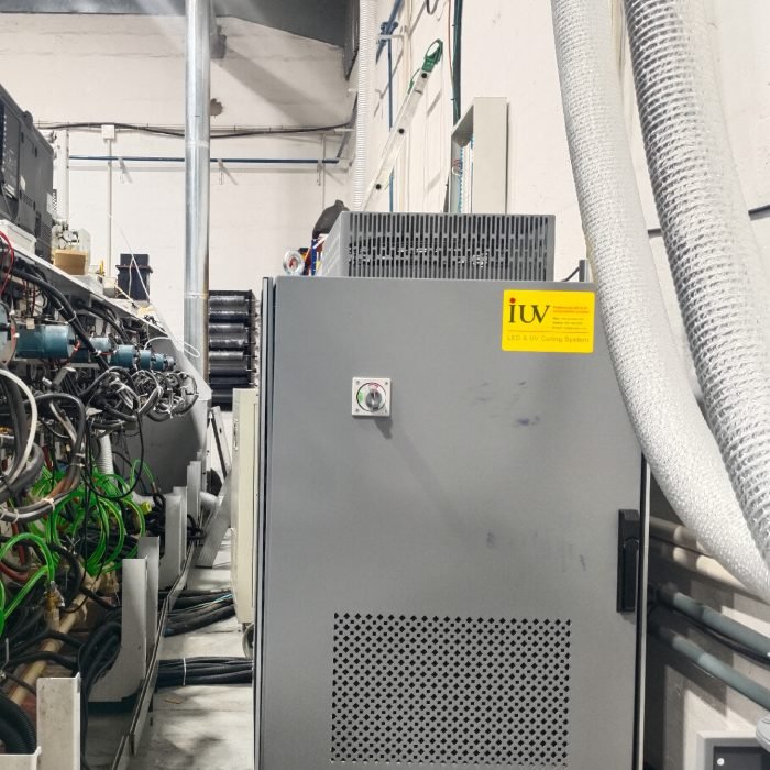 Ottimizzazione del registro colore nelle macchine flessografiche UV ad alta velocità per etichette