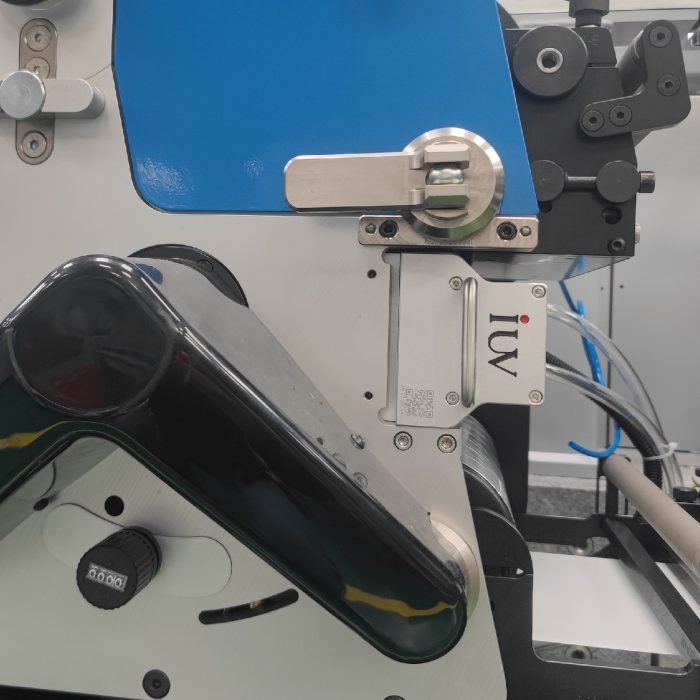 Perché le tipografie scelgono sistemi LED UV per le linee flessografiche narrow-web