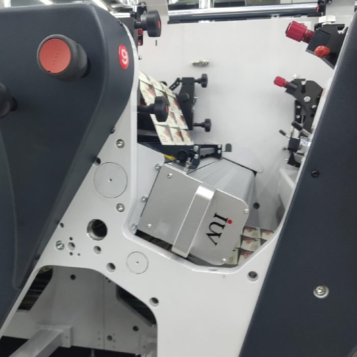 Polimerizzazione LED la tecnologia chiave per una stampa UV efficiente e sostenibile