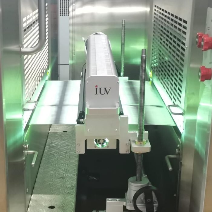 Produzione di etichette premium vantaggi della stampa digitale a banda stretta con polimerizzazione UV