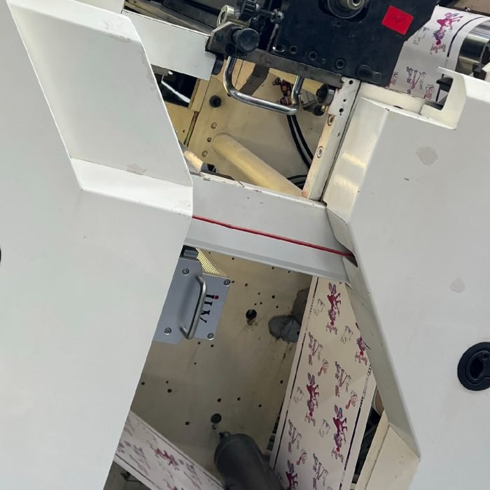 Tecnologia di polimerizzazione UV ridurre i tempi di produzione nella stampa flessografica